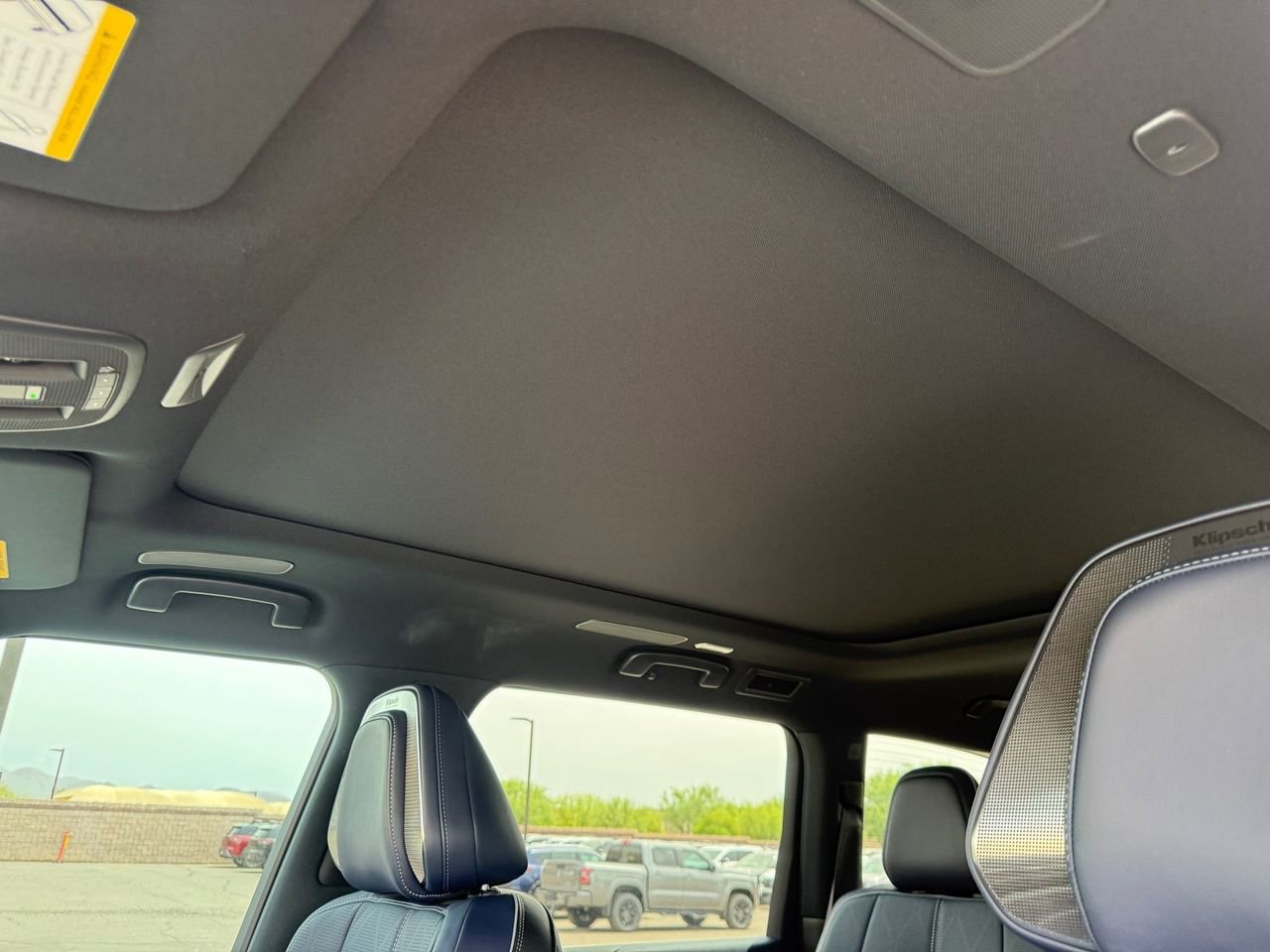 New 2026 INFINITI QX80 4WD image 14