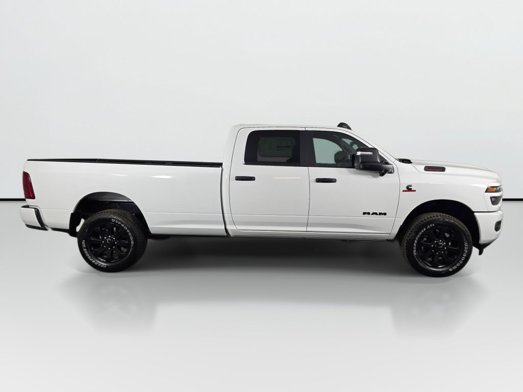 New 2026 RAM 3500 Big Horn AWD/4WD image 3