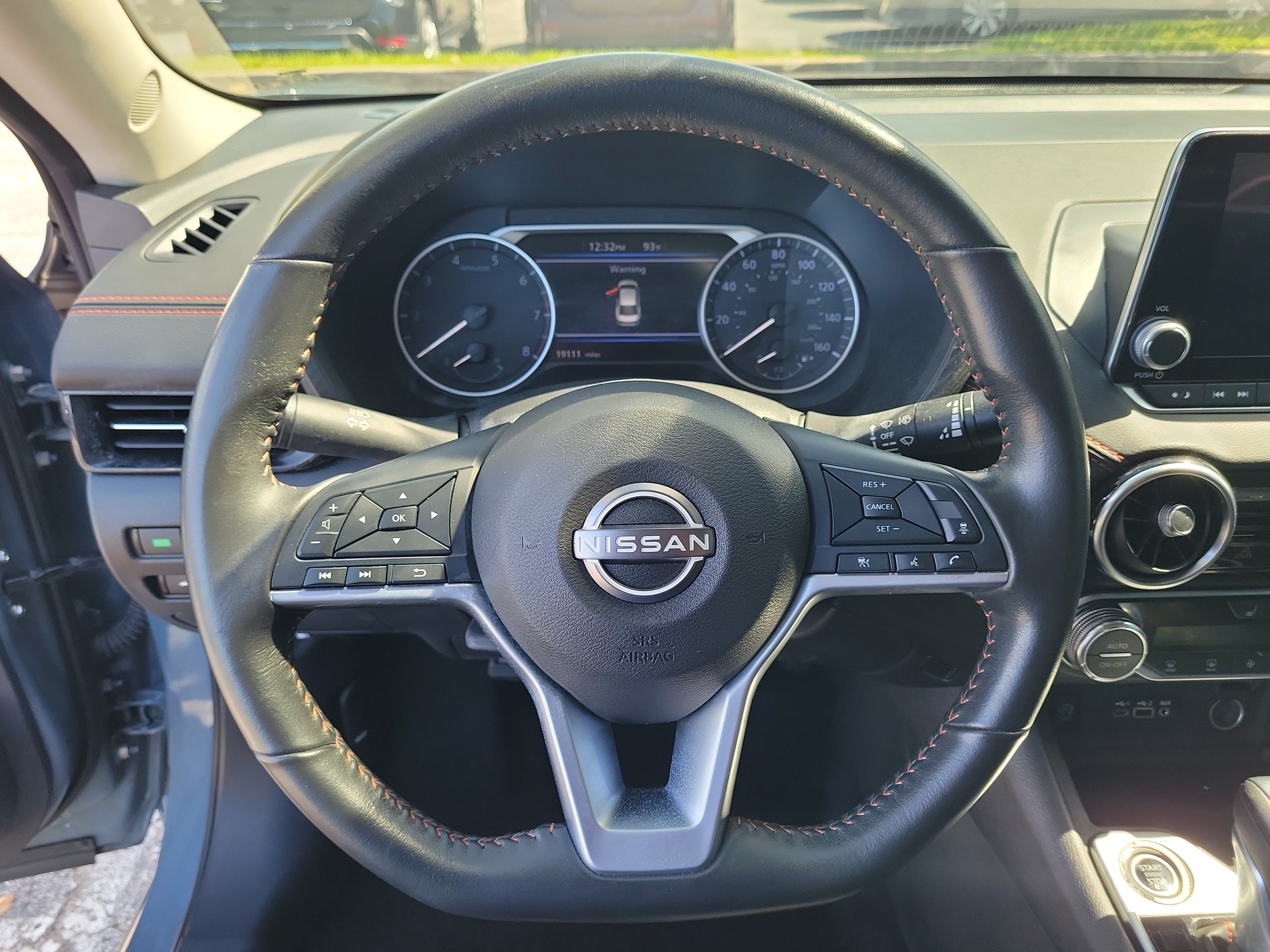 Certified 2024 Nissan Sentra SR FWD image 15