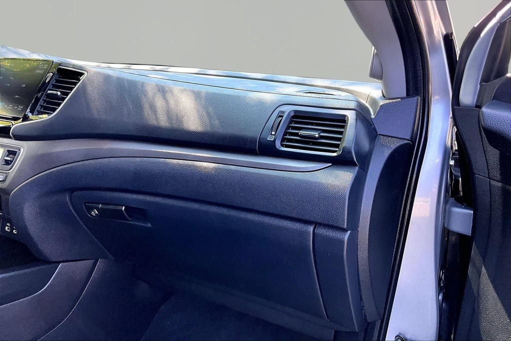 Used 2025 Honda Ridgeline Sport image 20