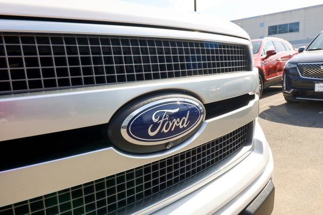 Used 2018 Ford F150 Platinum w/ Equipment Group 701A Luxury image 20