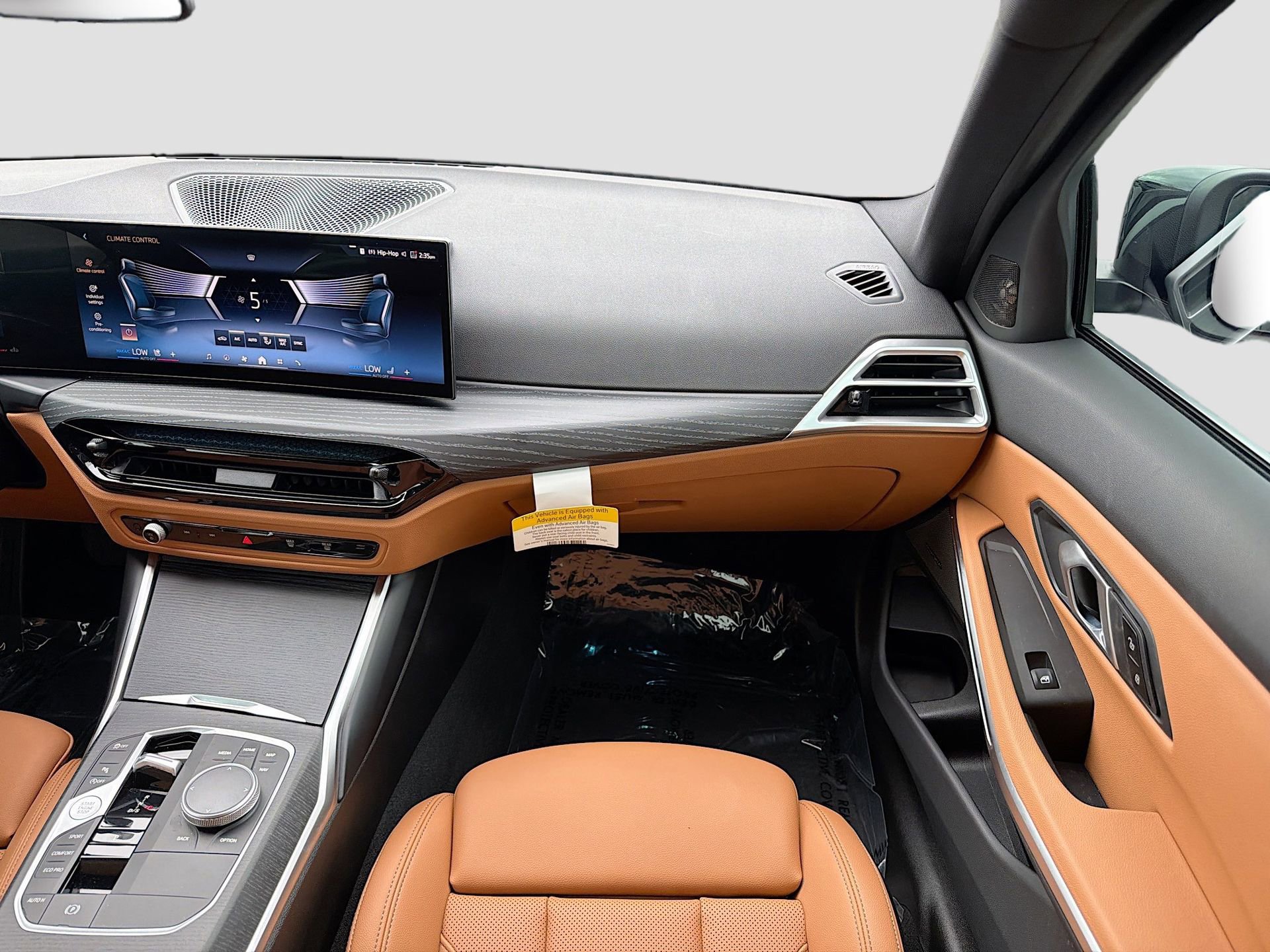 New 2025 BMW 330i xDrive Sedan w/ Convenience Package image 16