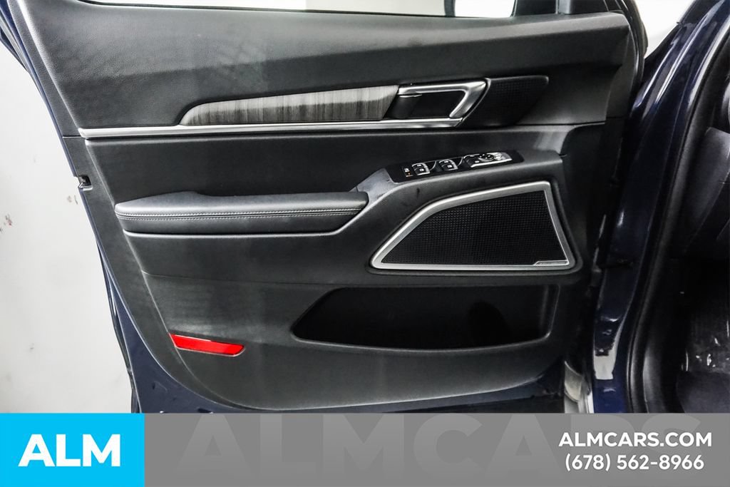 Used 2024 Kia Telluride EX w/ EX Captain's Chair Package FWD image 45