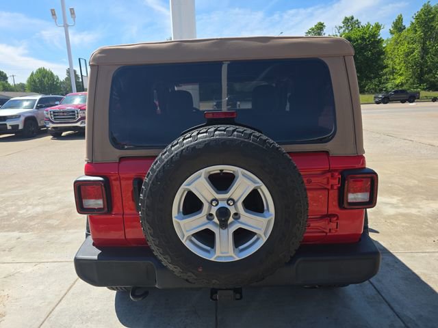 Used 2021 Jeep Wrangler Sport AWD/4WD image 4