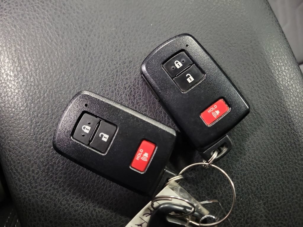 Used 2023 Toyota Tacoma TRD Sport AWD/4WD image 22