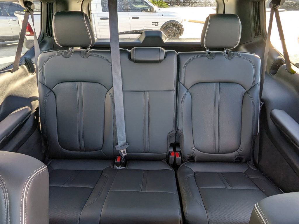 New 2025 Jeep Grand Wagoneer L Series II Obsidian w/ Quick Order Packagew 28T image 29