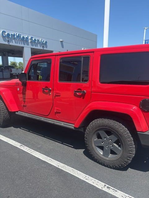 Used 2015 Jeep Wrangler Unlimited Sahara AWD/4WD image 8