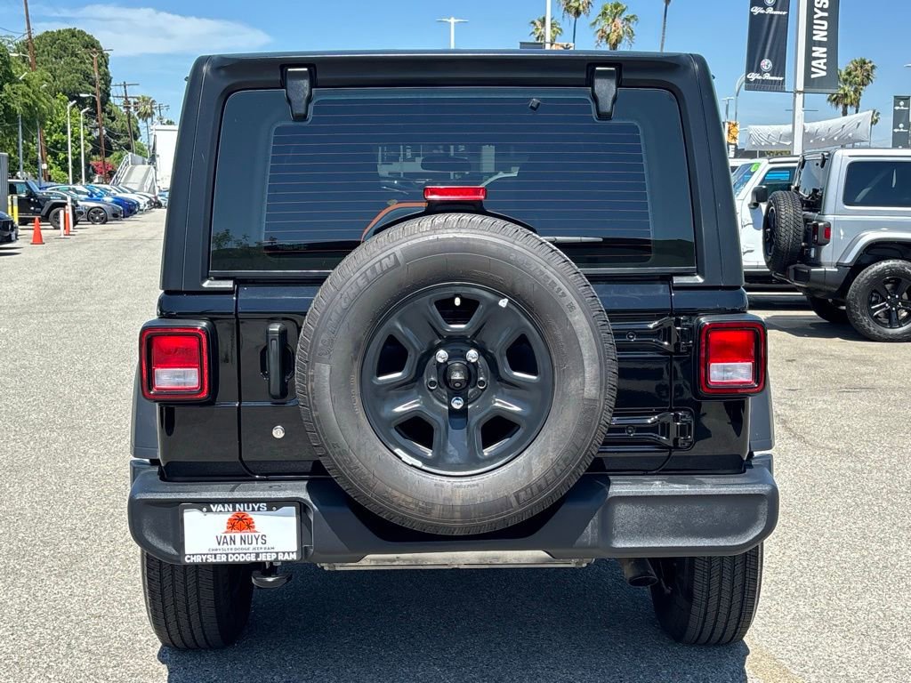 Used 2022 Jeep Wrangler Unlimited Sport image 5