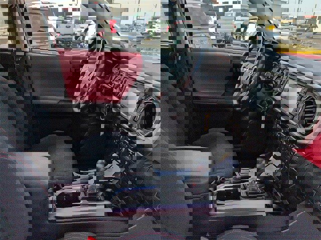 Used 2019 Toyota Tacoma SR5 image 11