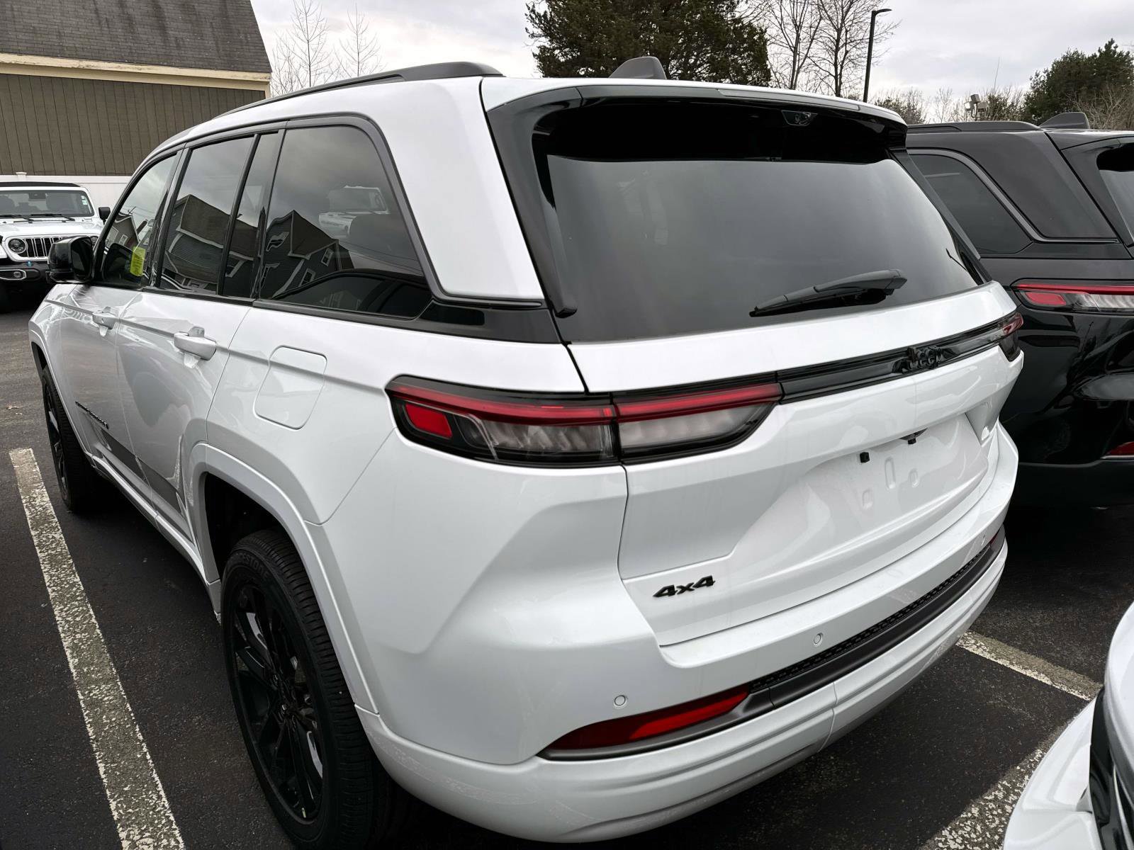 New 2026 Jeep Grand Cherokee Limited image 3