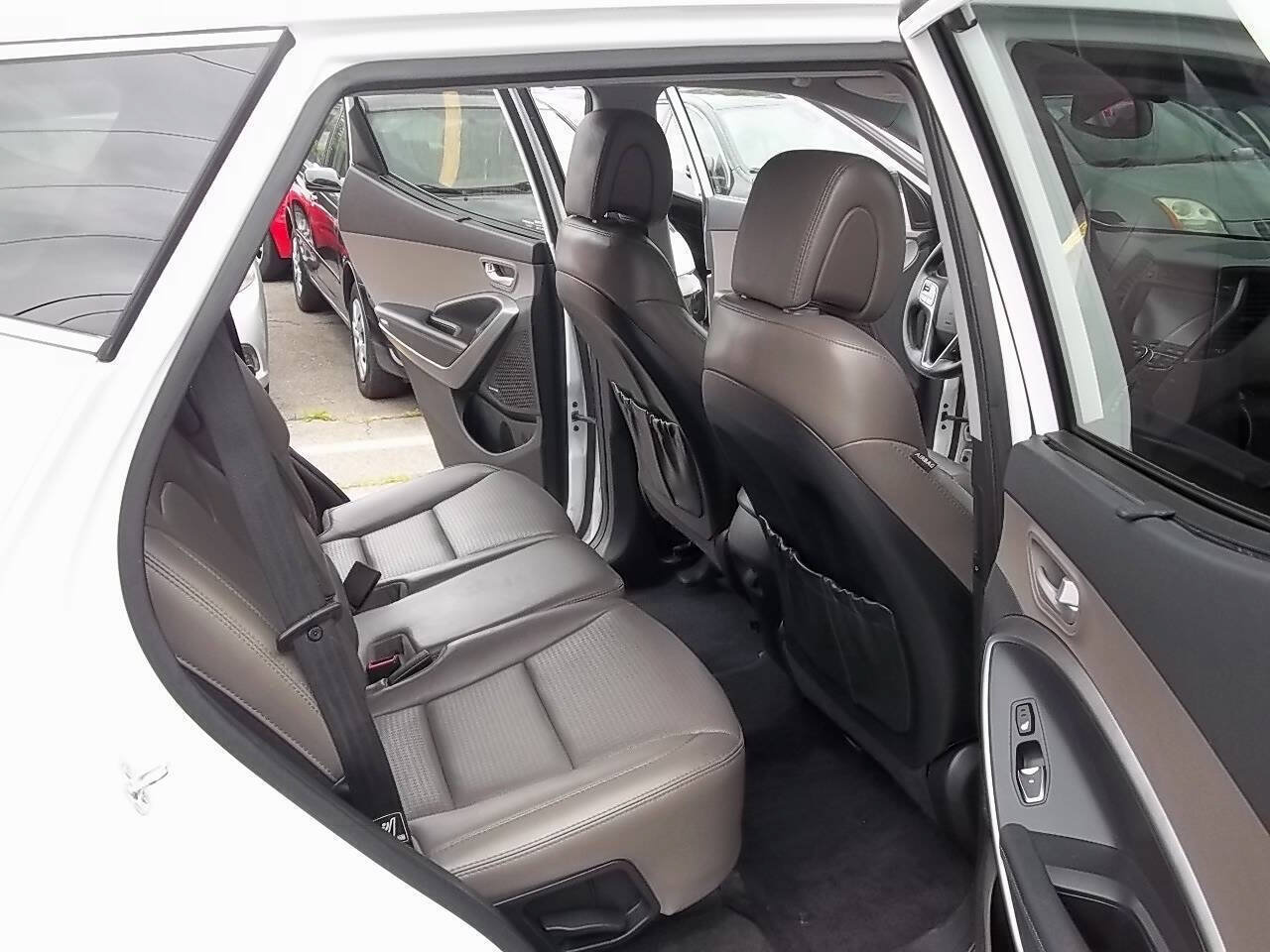 Used 2013 Hyundai Santa Fe Sport w/ Technology Pkg FWD image 11