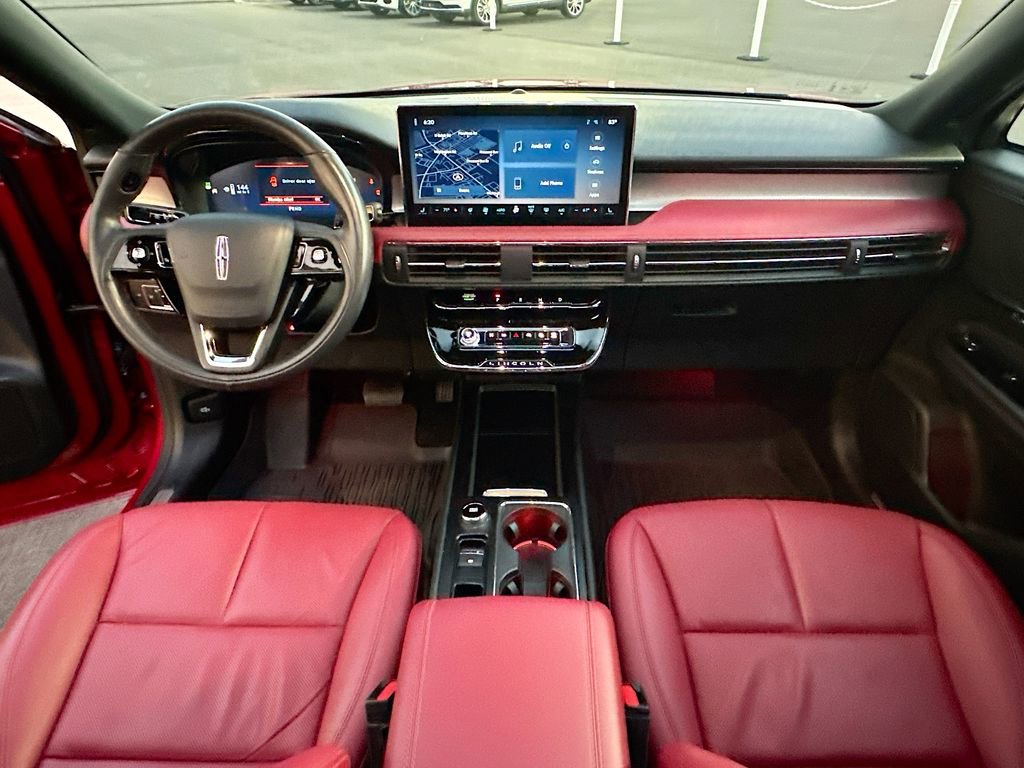 Certified 2025 Lincoln Corsair Reserve image 3