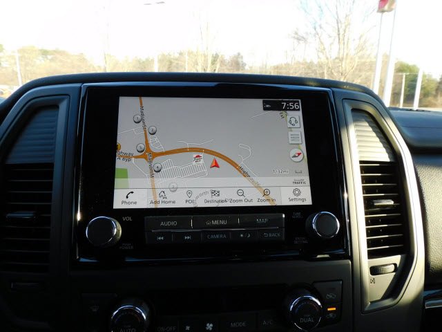 Certified 2022 Nissan Titan SV w/ SV Convenience Package image 11