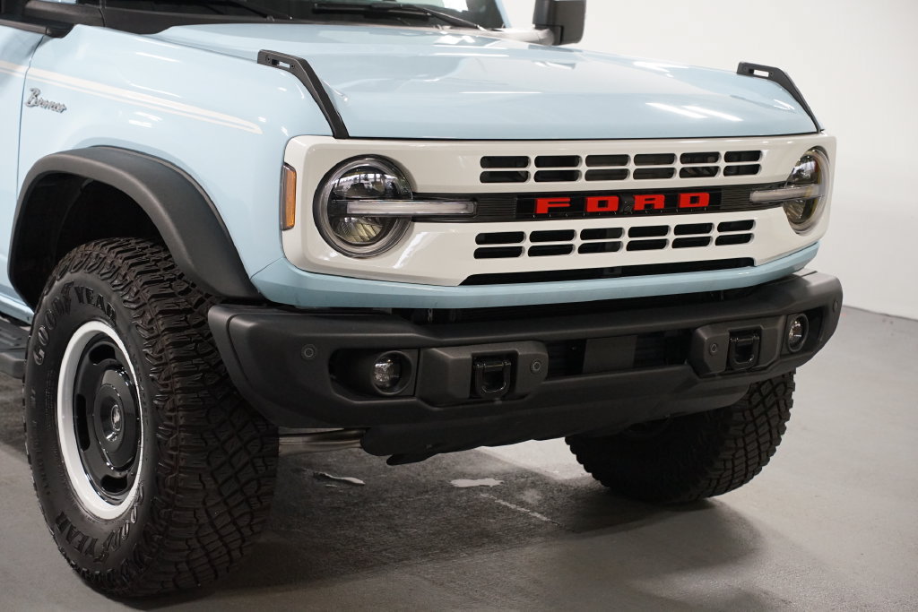 Used 2024 Ford Bronco Heritage Edition AWD/4WD image 4