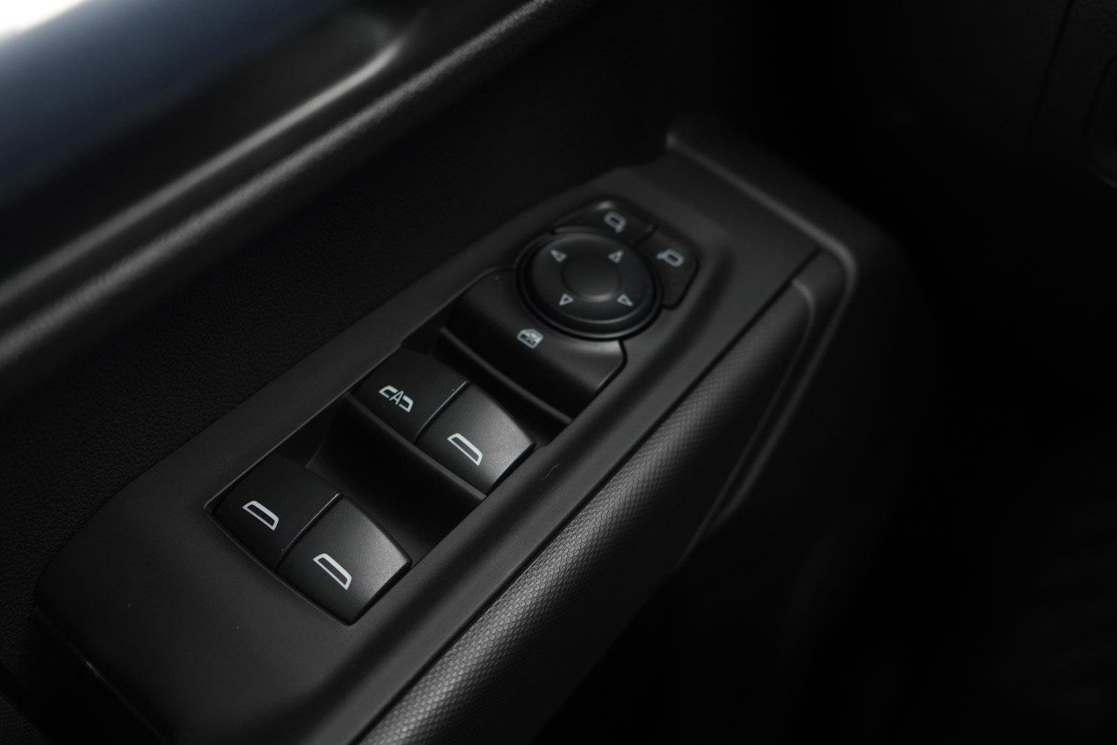 New 2026 Chevrolet Silverado 1500 Custom Trail Boss w/ LPO, Dark Essentials Package AWD/4WD image 17