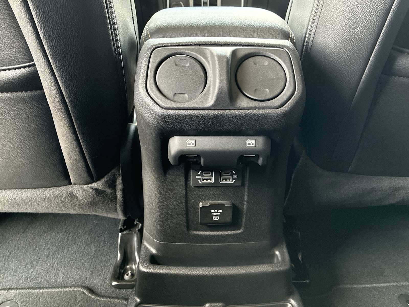 Used 2022 Jeep Wrangler Unlimited Sahara image 21