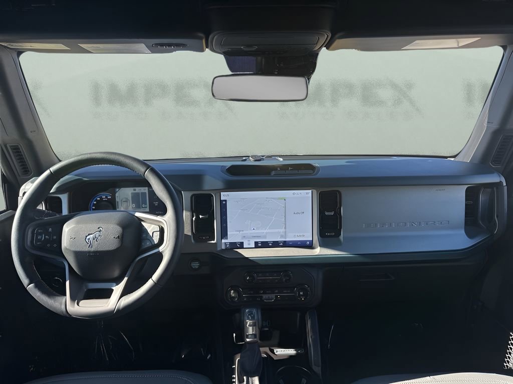 Used 2024 Ford Bronco Outer Banks image 12