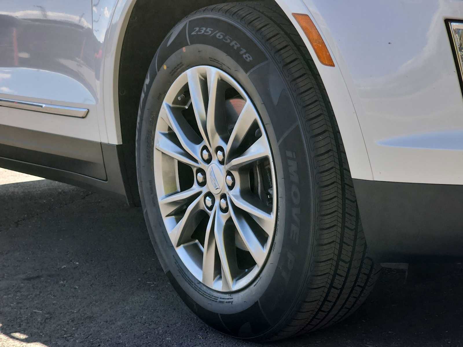 Used 2021 Cadillac XT5 Premium Luxury FWD image 12