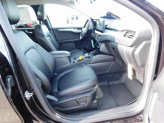 New 2026 Ford Escape Platinum w/ Premium Technology Package image 18