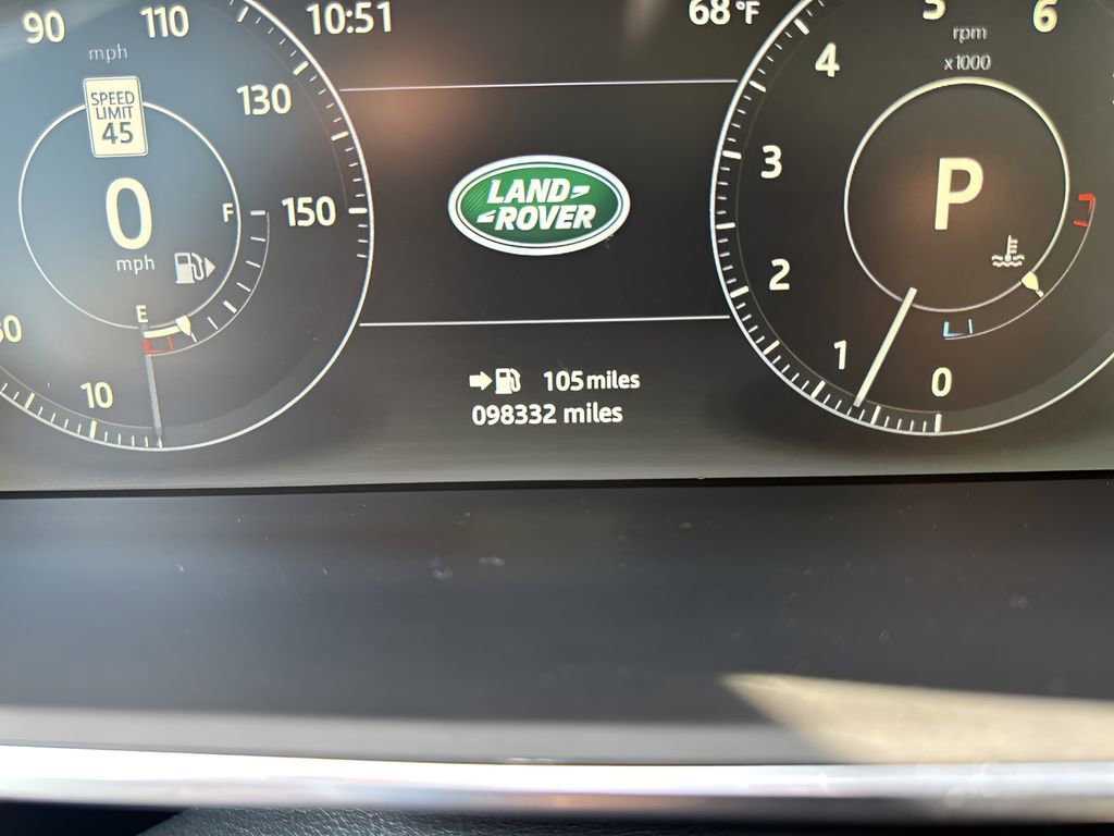 Used 2017 Land Rover Range Rover Sport HSE image 26