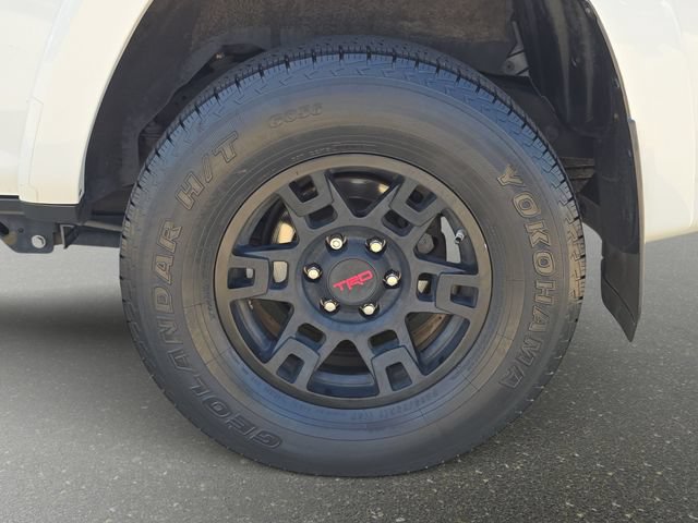 Used 2021 Toyota 4Runner Venture w/ Moonroof Package AWD/4WD image 36