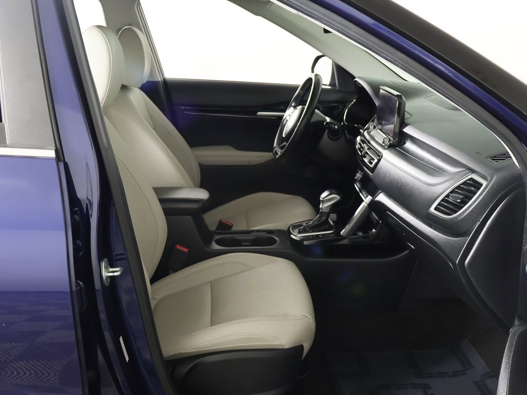 Used 2023 Kia Seltos SX image 27