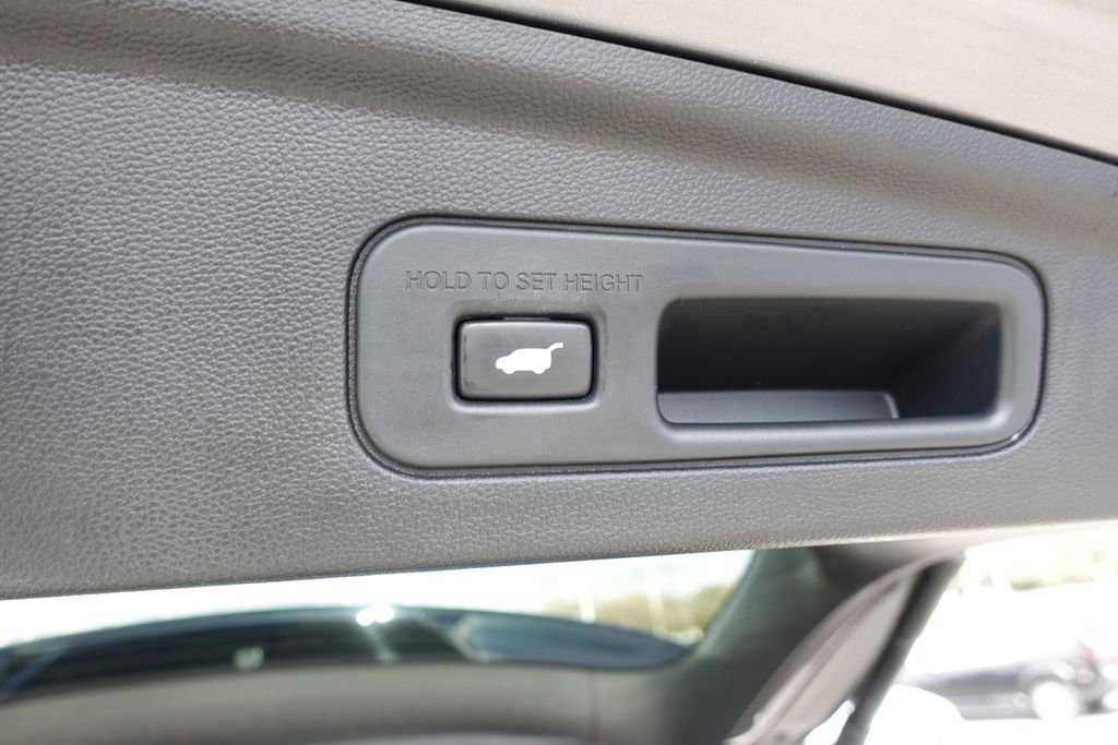 Used 2023 Acura MDX A-Spec image 30