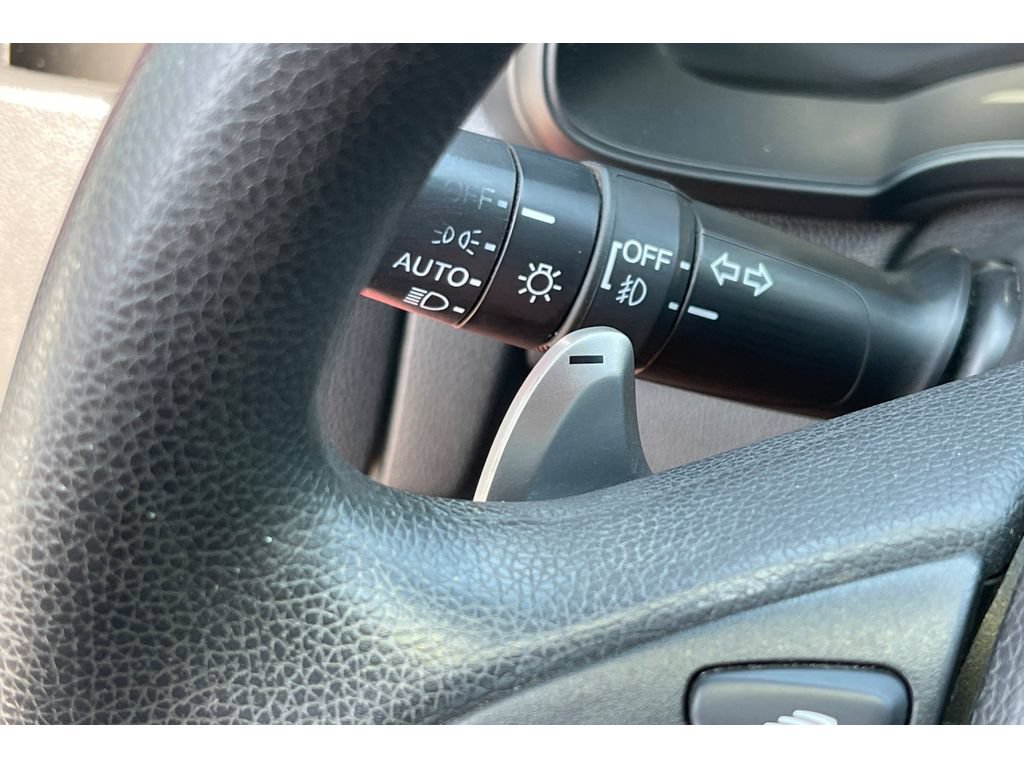 Used 2015 Honda Fit EX image 37