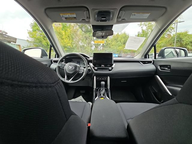 Used 2024 Toyota Corolla Cross LE AWD/4WD image 22