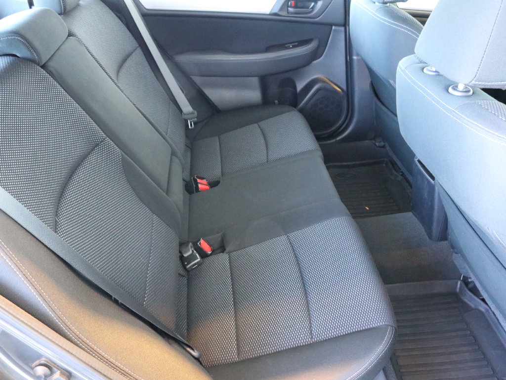 Used 2019 Subaru Outback 2.5i AWD/4WD image 36