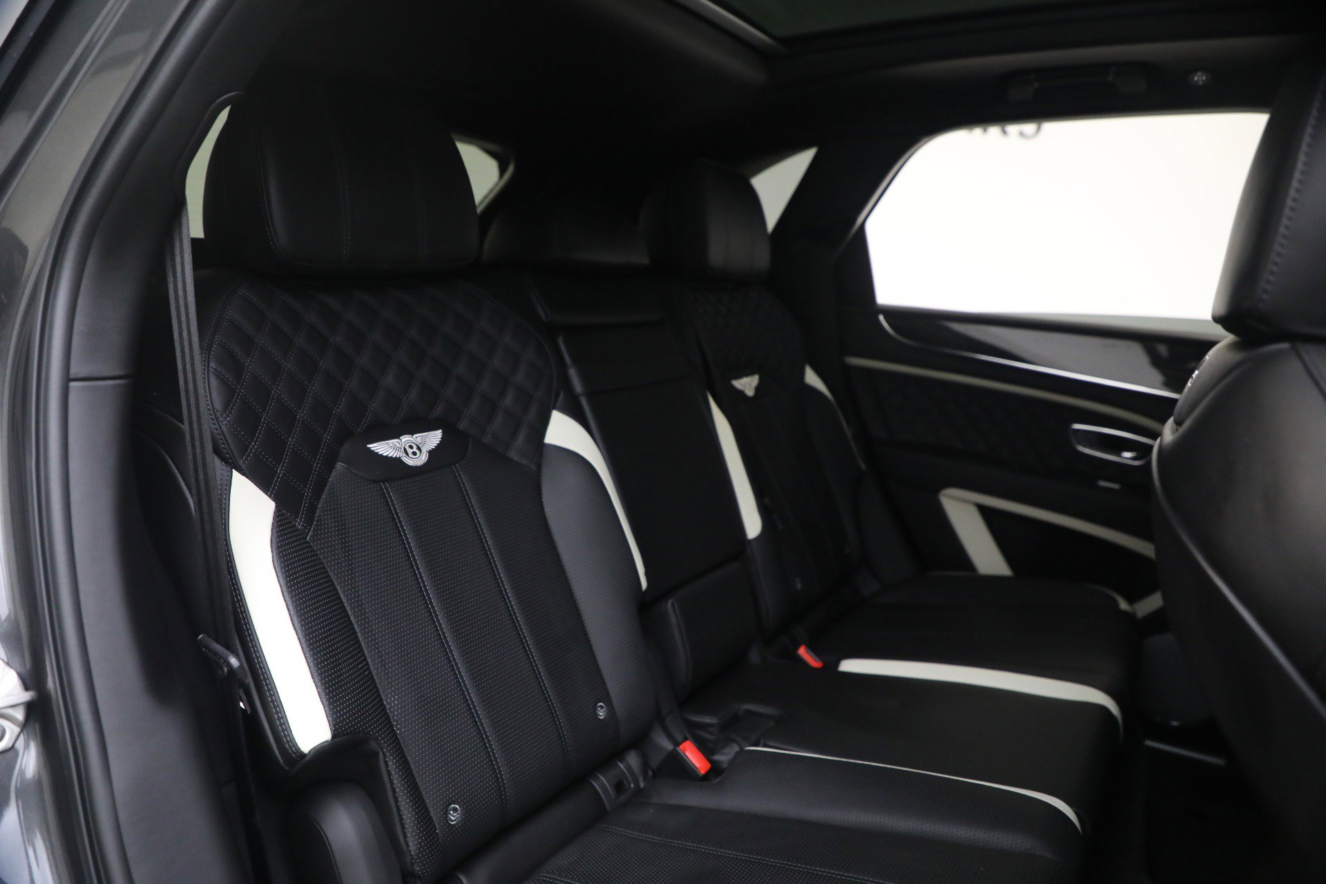 Used 2022 Bentley Bentayga Speed image 26