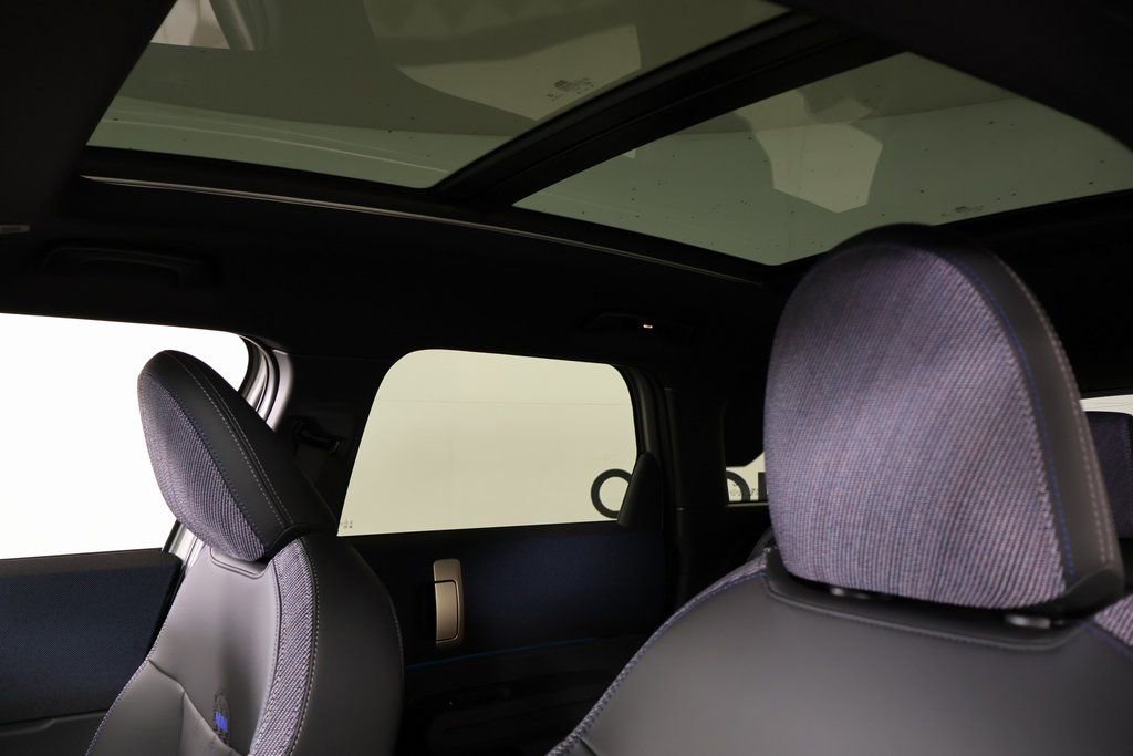 New 2026 MINI Cooper Countryman S w/ Comfort Package Max image 16