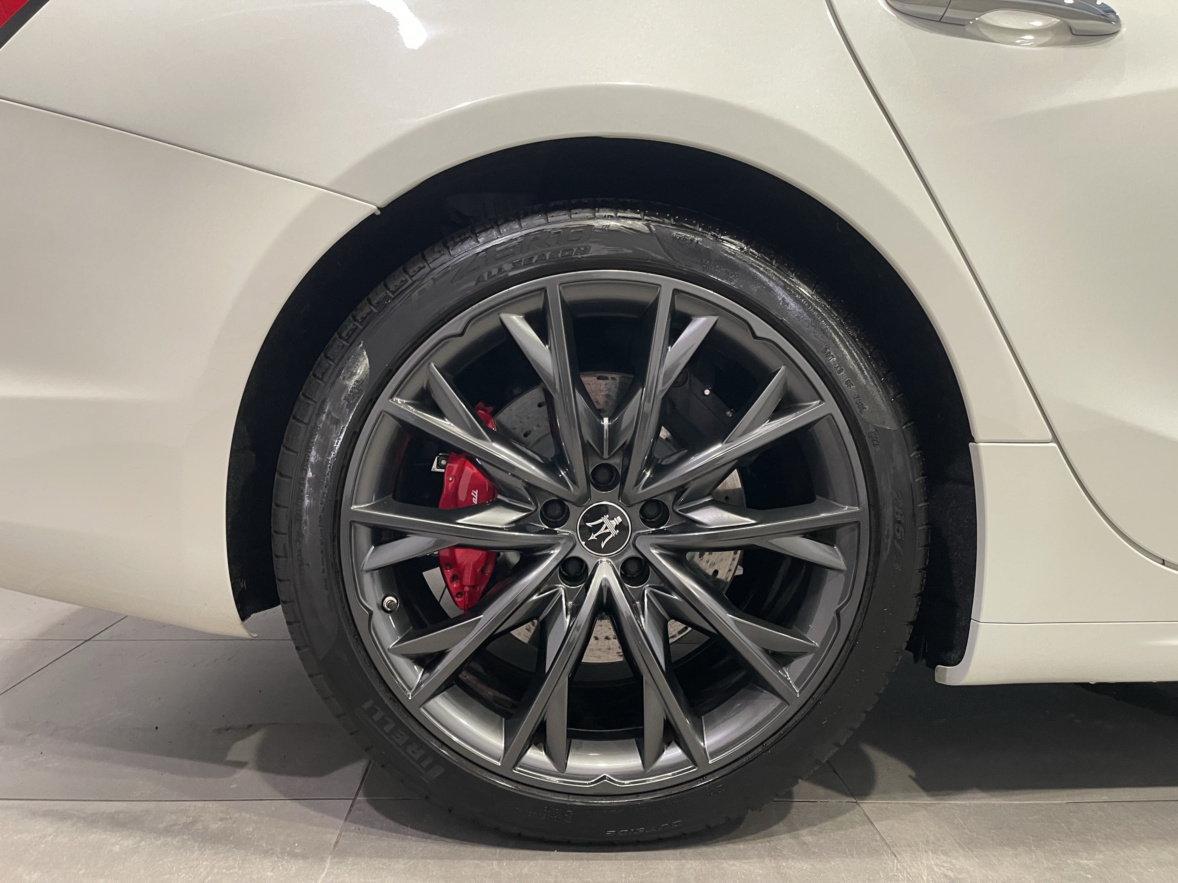 Used 2021 Maserati Ghibli S GranSport Q4 AWD/4WD image 9