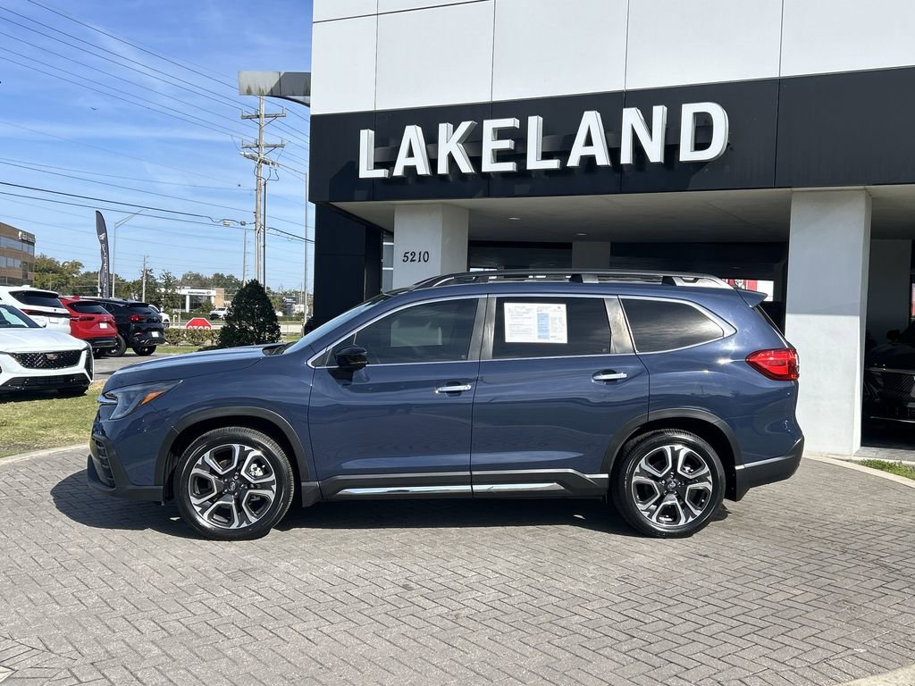 Certified 2024 Subaru Ascent Touring w/ Popular Package #2 image 4