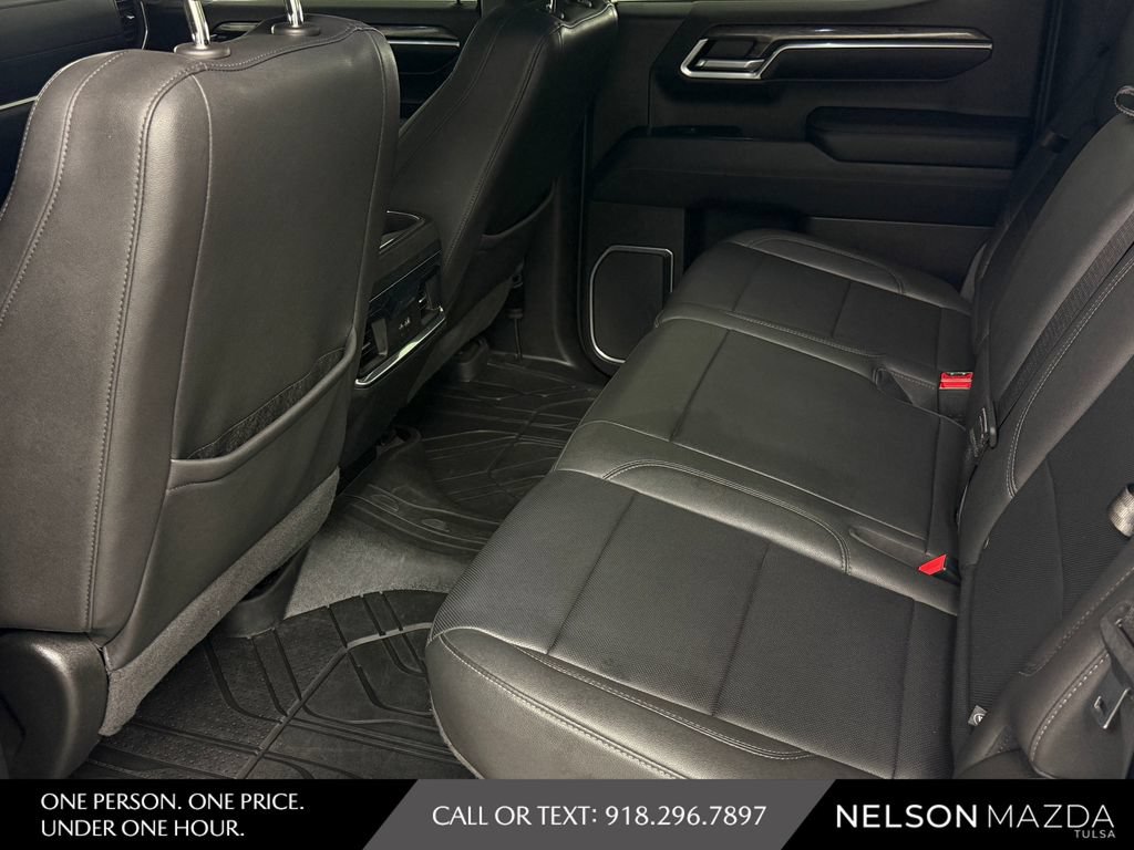 Used 2023 Chevrolet Silverado 1500 LTZ AWD/4WD image 33