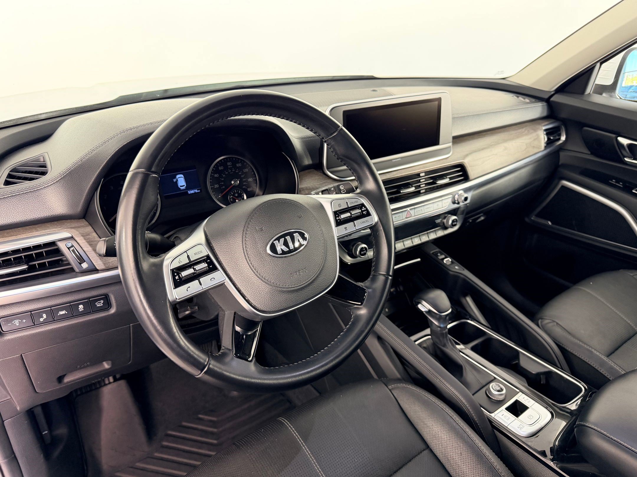 Used 2021 Kia Telluride EX w/ EX Premium Package image 4