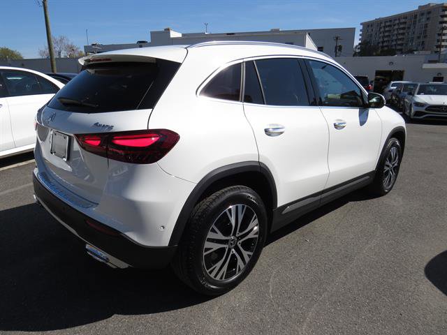 Used 2026 Mercedes-Benz GLA 250 4MATIC image 4