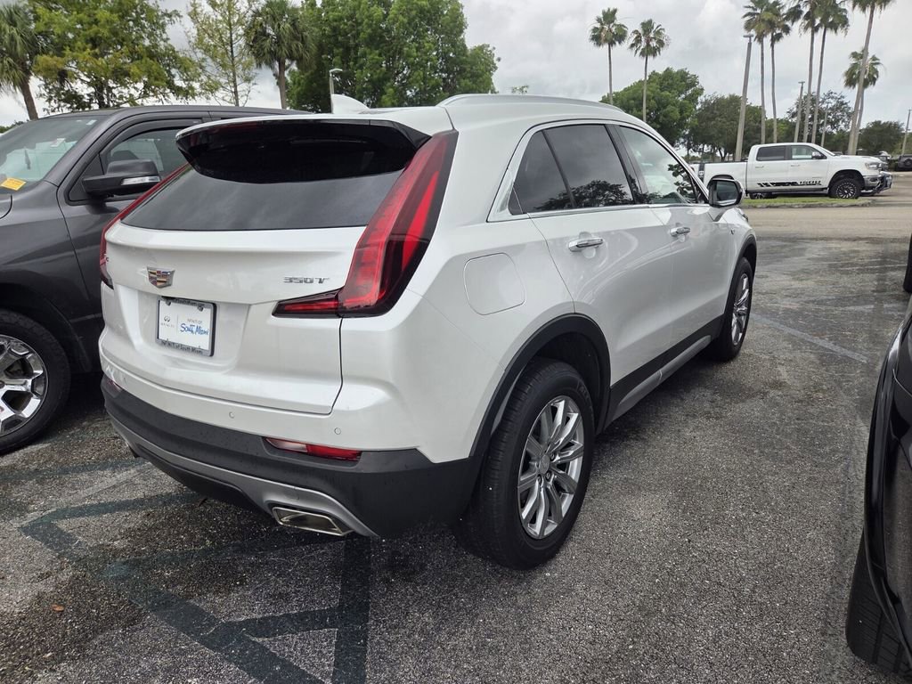 Used 2023 Cadillac XT4 Premium Luxury FWD image 5