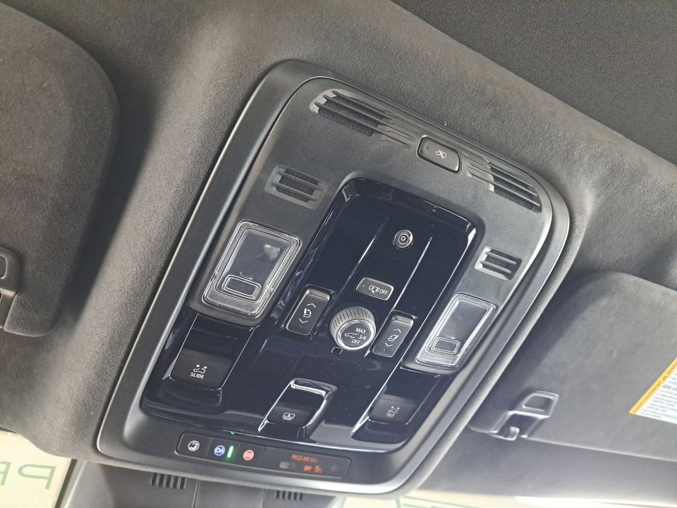 Certified 2026 Cadillac Escalade ESV Platinum Sport w/ LPO, ONYX Package image 34