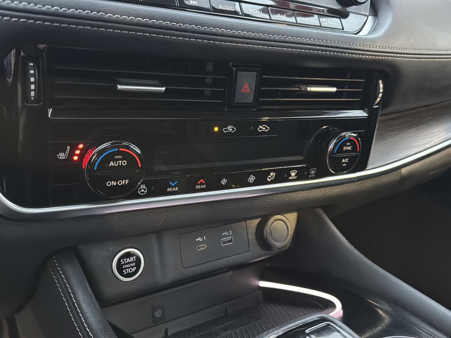 Used 2023 Nissan Rogue Platinum w/ Platinum Premium Package FWD image 23