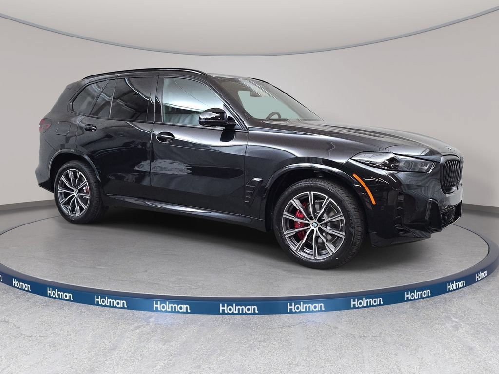 New 2026 BMW X5 xDrive40i w/ M Sport Package AWD/4WD image 3