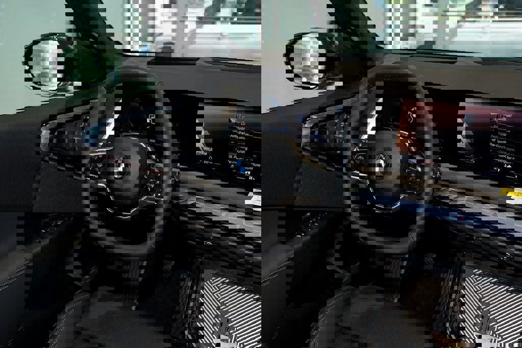 Used 2025 BMW X3 xDrive30i w/ Premium Package image 40