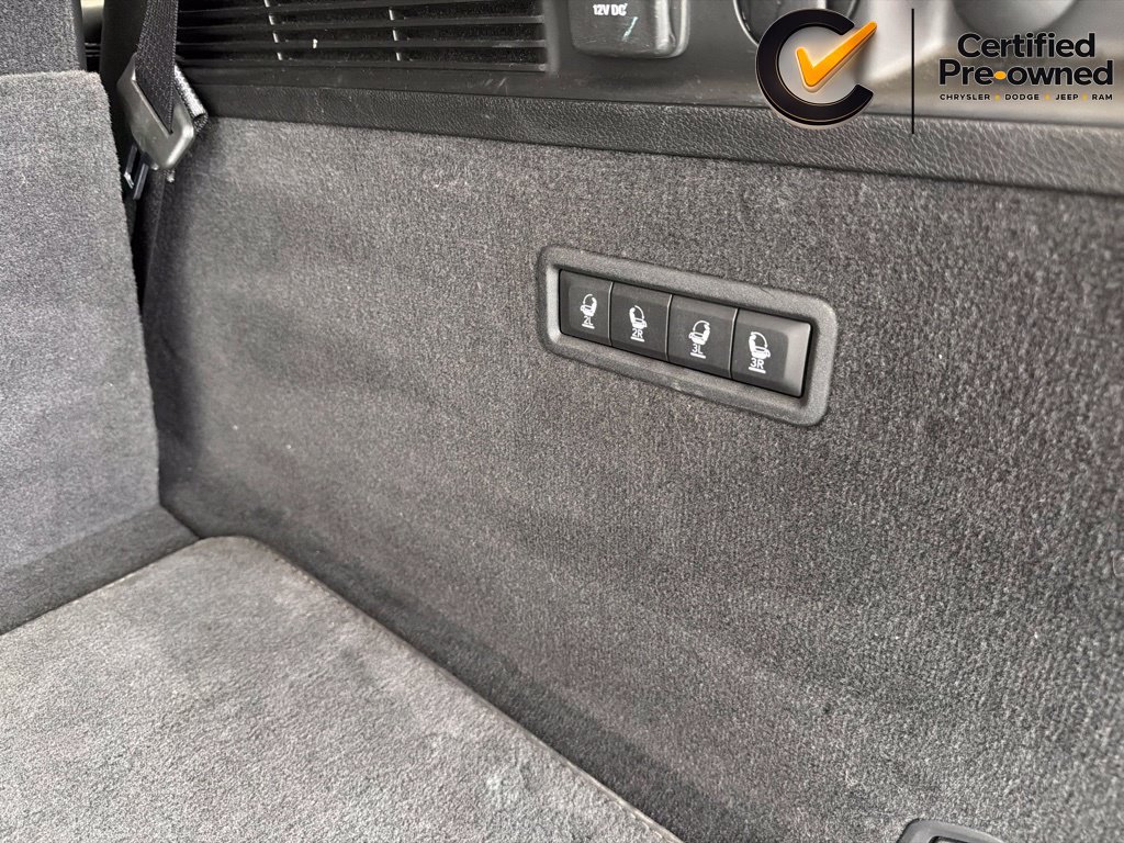 Used 2023 Jeep Grand Wagoneer Series II AWD/4WD image 19