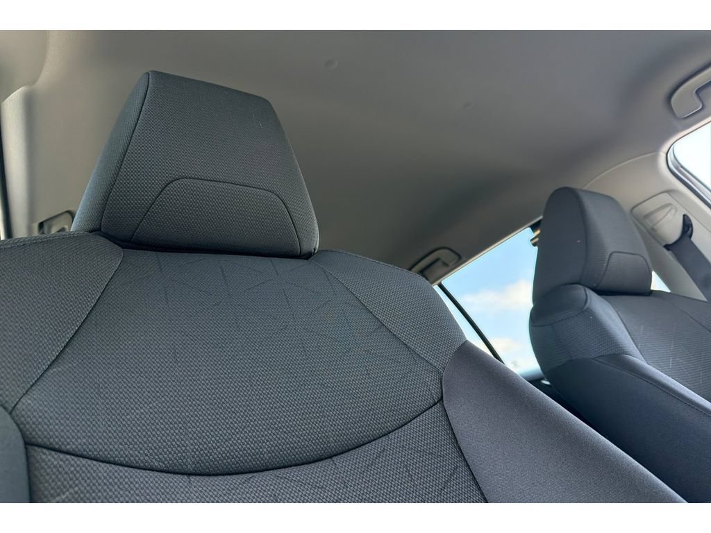 Certified 2025 Toyota RAV4 XLE AWD/4WD image 18