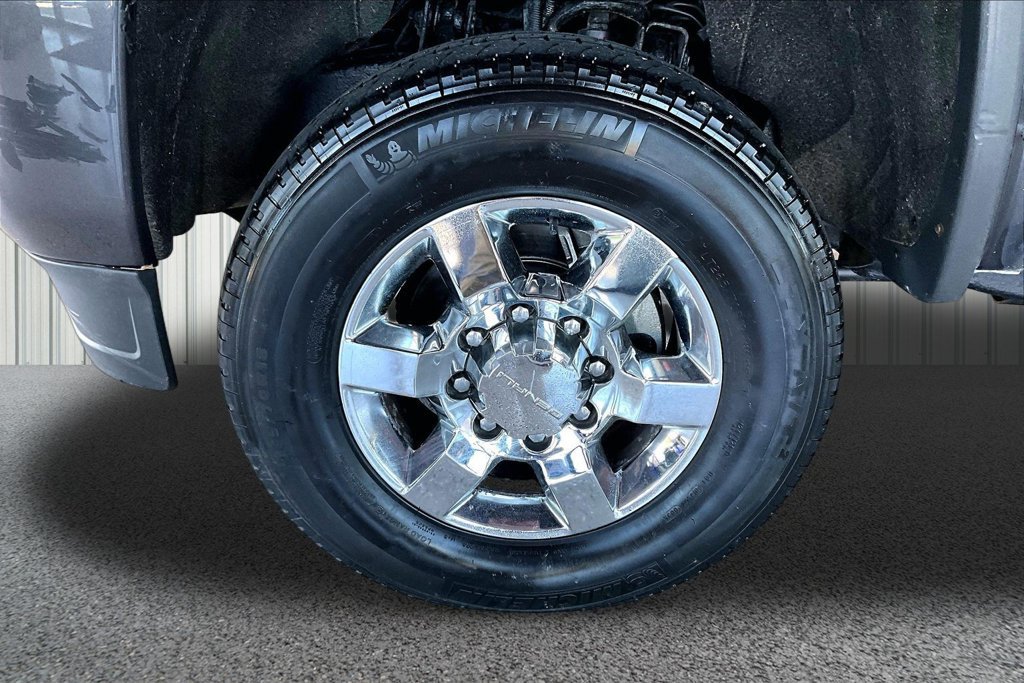 Used 2016 GMC Sierra 3500 Denali AWD/4WD image 36