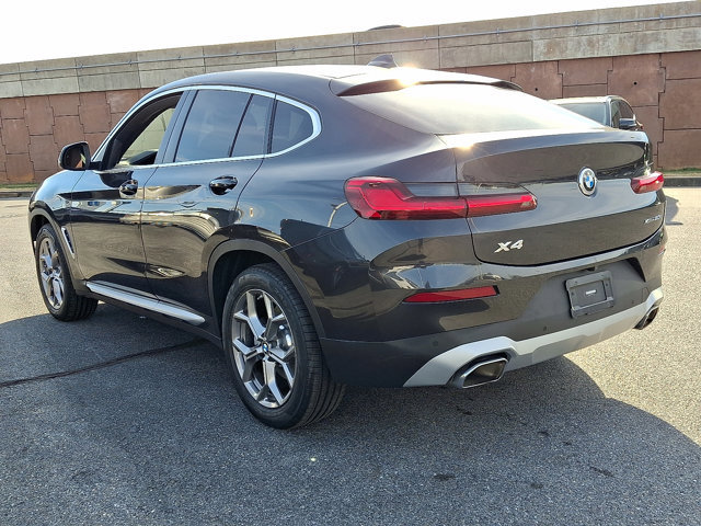 Certified 2023 BMW X4 xDrive30i w/ Premium Package image 4