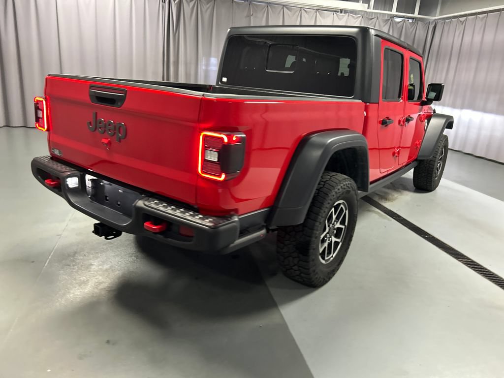 Used 2026 Jeep Gladiator Rubicon AWD/4WD image 7