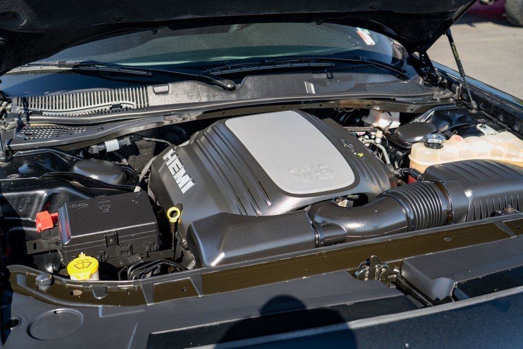 Used 2016 Dodge Challenger R/T w/ Blacktop Package image 27