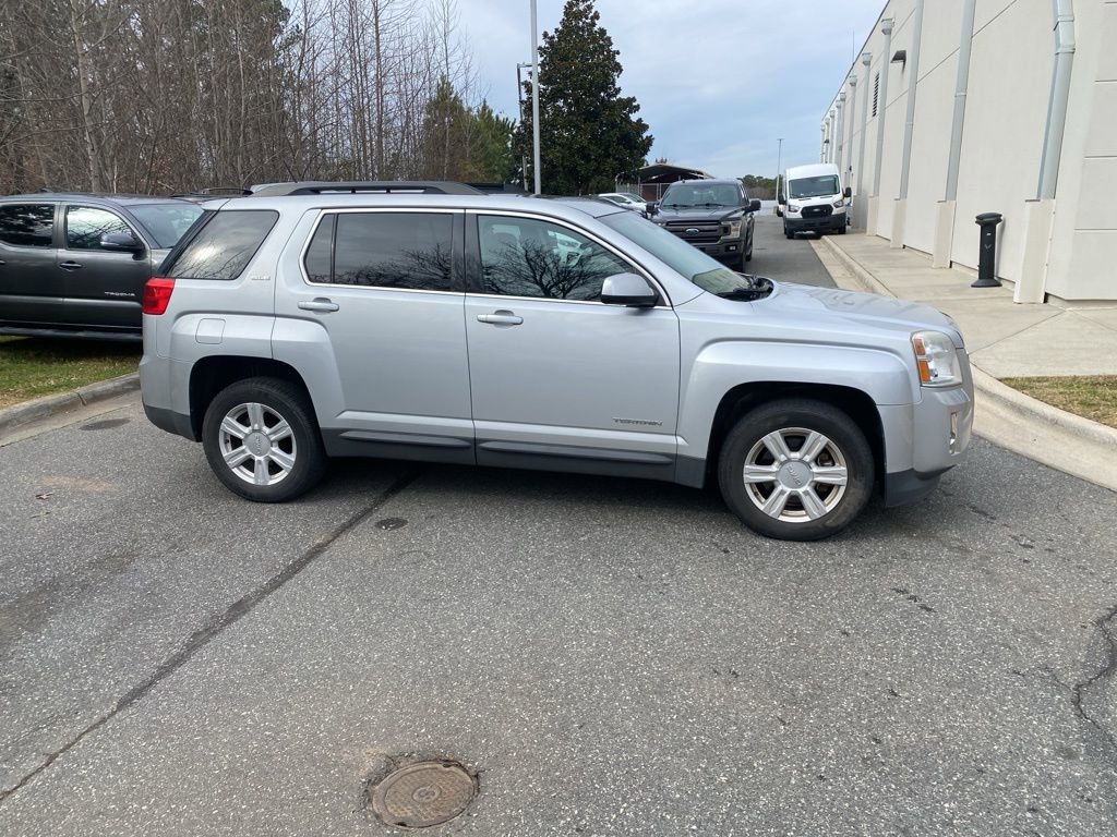 Used 2015 GMC Terrain SLE w/ Safety Package image 6