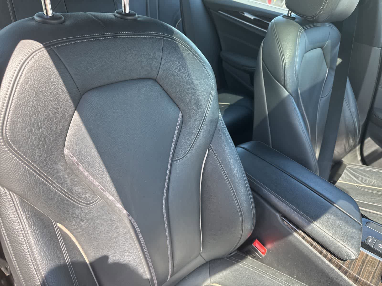 Used 2019 BMW 540i xDrive w/ Convenience Package AWD/4WD image 15